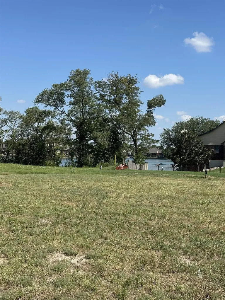 2926 Driftwood Wichita KS 67204