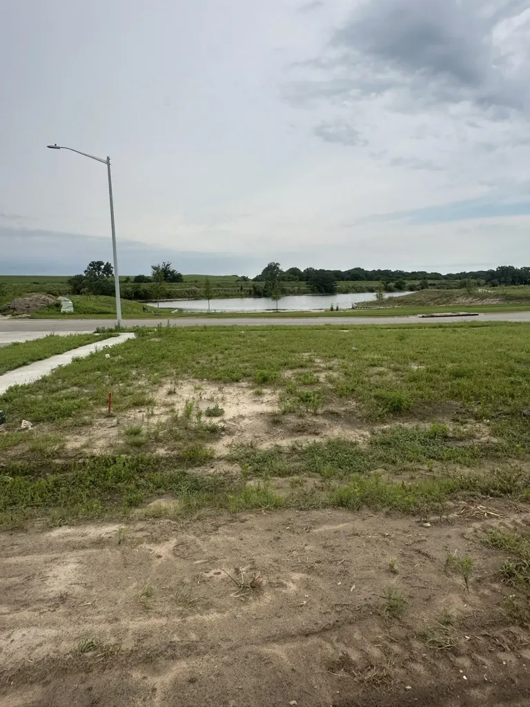 4476 Portwest Wichita KS 67204