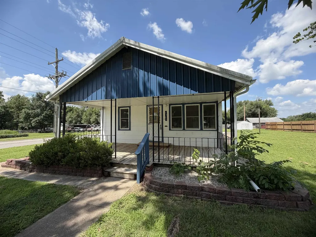 1301 N Main Street Eureka KS 67045