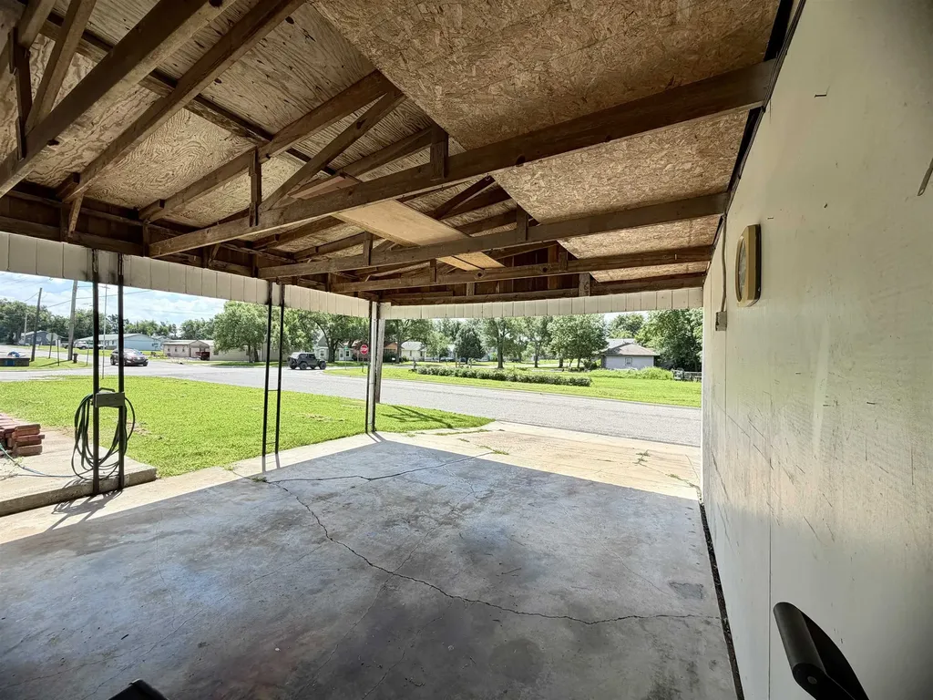 1301 N Main Street Eureka KS 67045