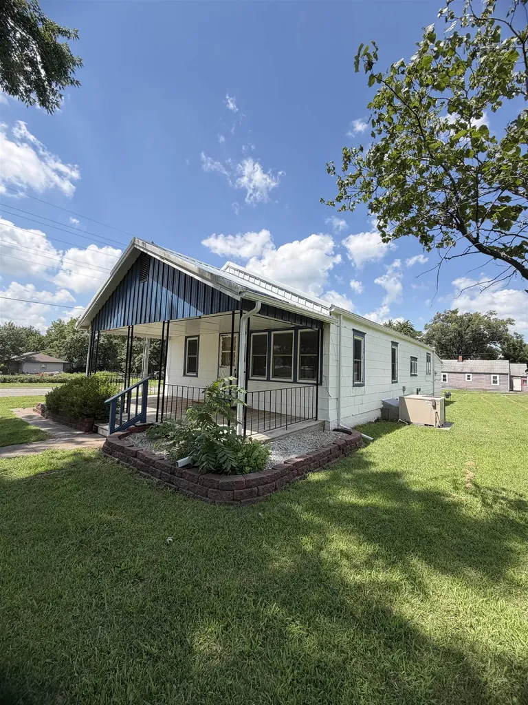 1301 N Main Street Eureka KS 67045
