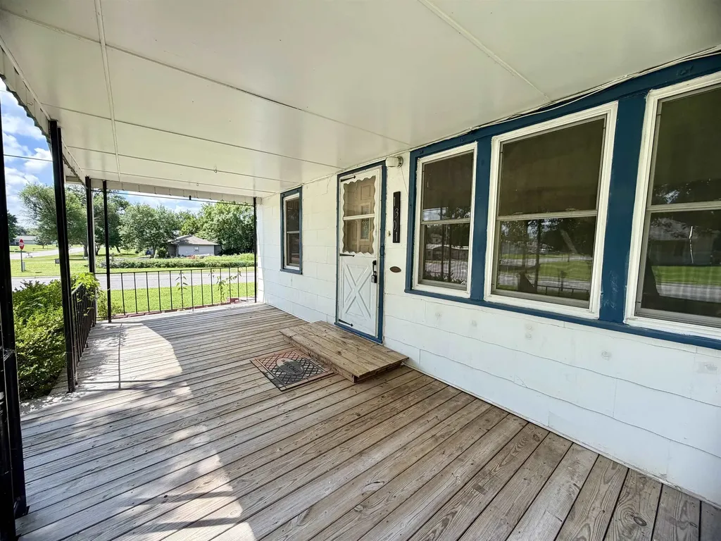 1301 N Main Street Eureka KS 67045