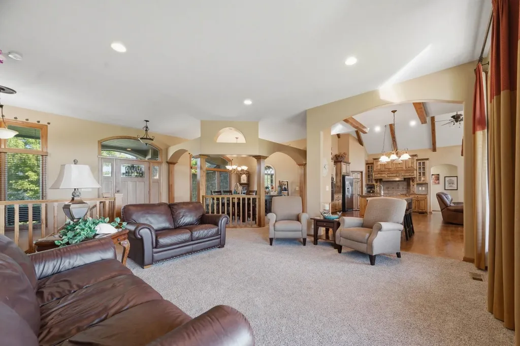 1717 E Elk Ridge Avenue Goddard KS 67052