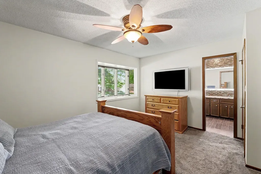 706 N Brook Forest Road Derby KS 67037