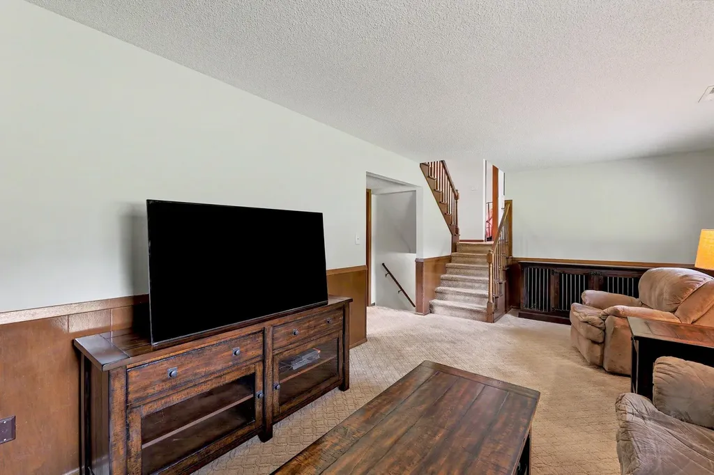 706 N Brook Forest Road Derby KS 67037