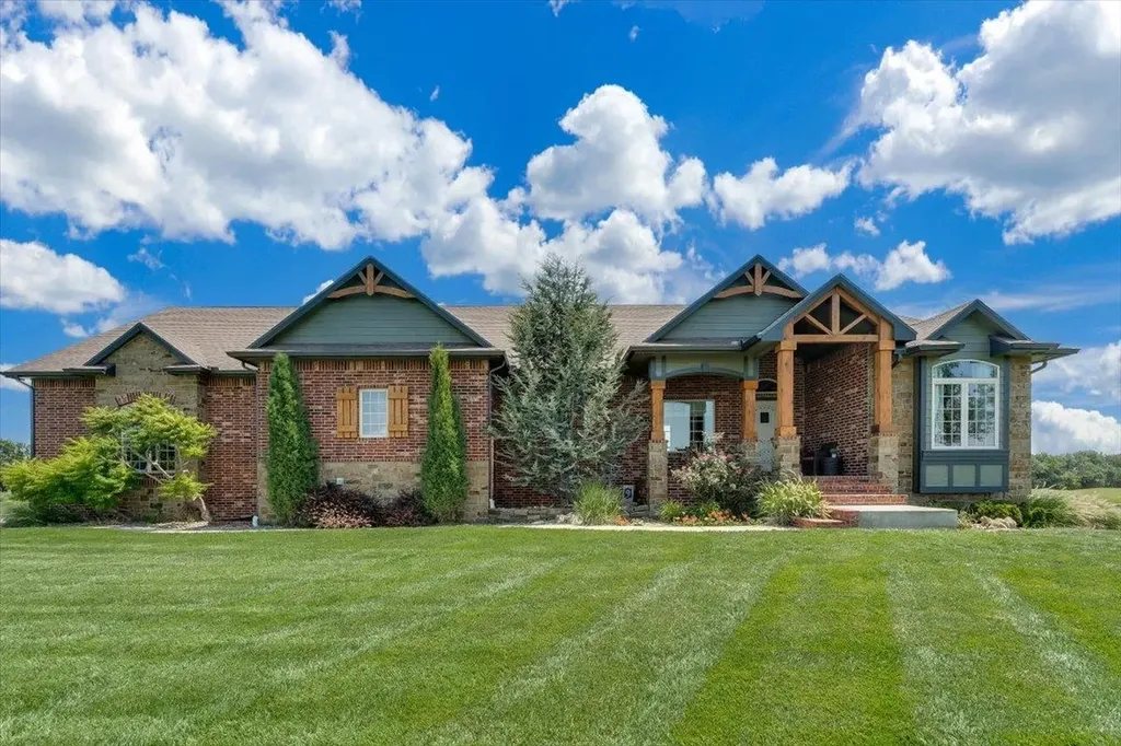 17620 W Highview Drive Goddard KS 67052-7701
