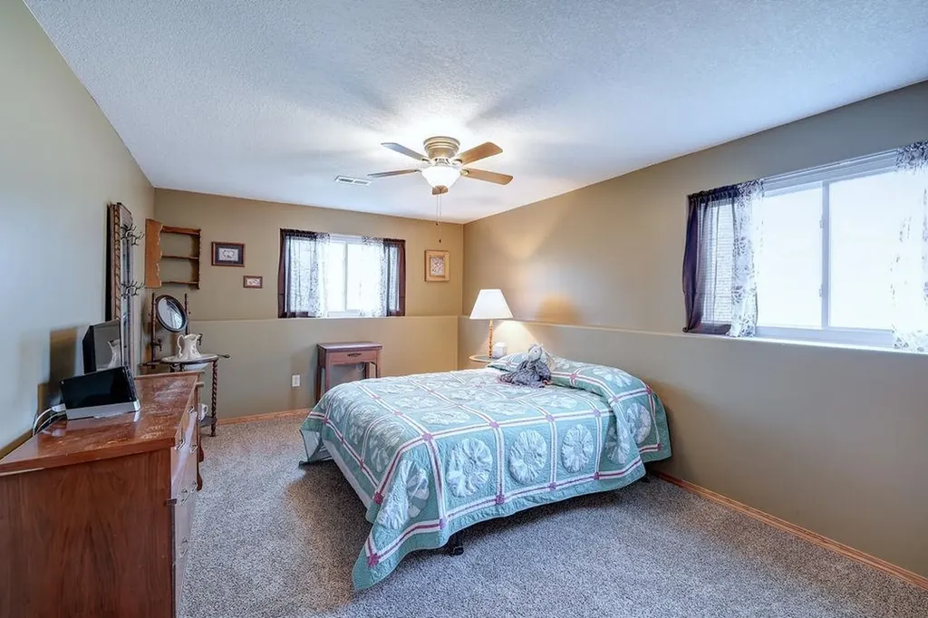 611 Cleek Court Winfield KS 67156