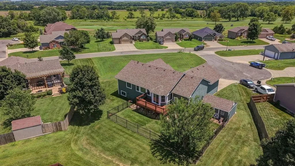 611 Cleek Court Winfield KS 67156