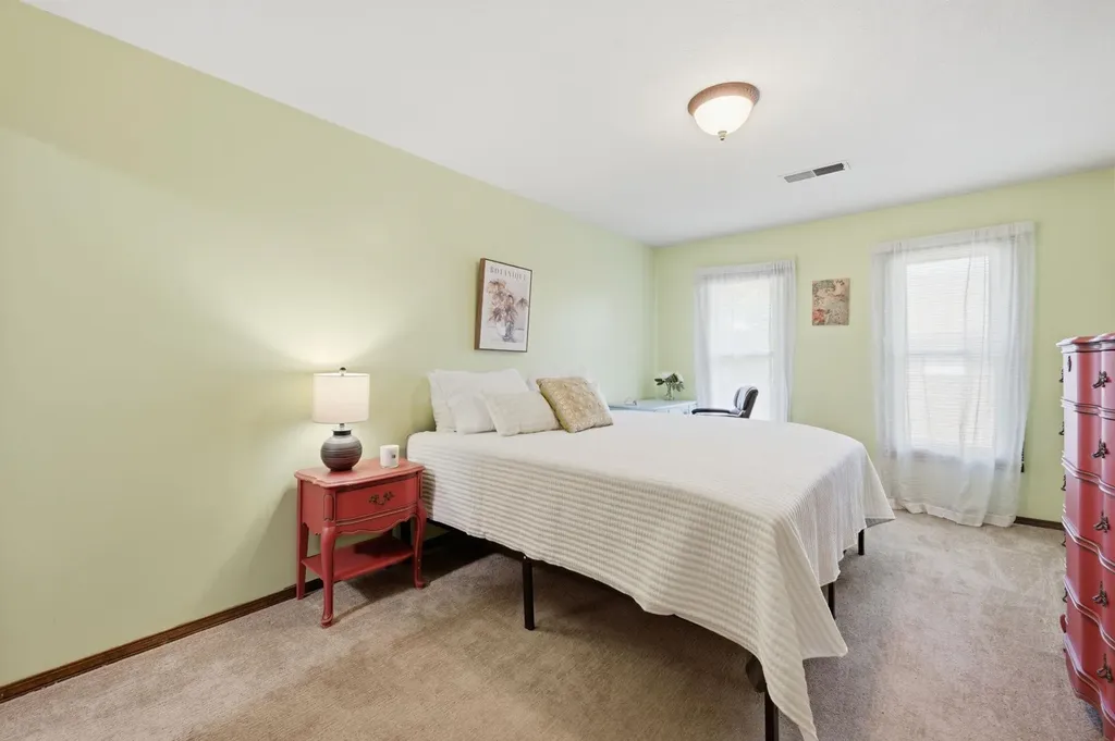 641 N Woodlawn Wichita KS 67208