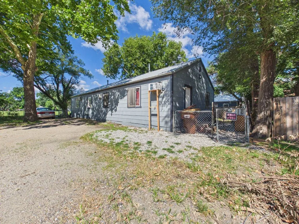 4269-4271 E Boston Wichita KS 67218