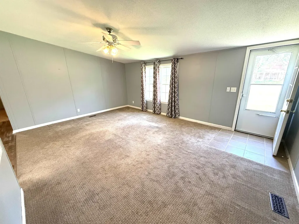 521 E Eighth Street Harper KS 67058