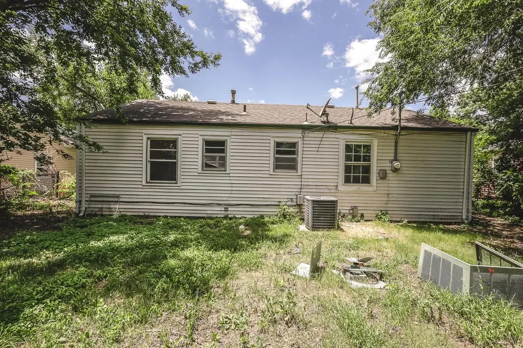 2620 N Poplar Wichita KS 67219