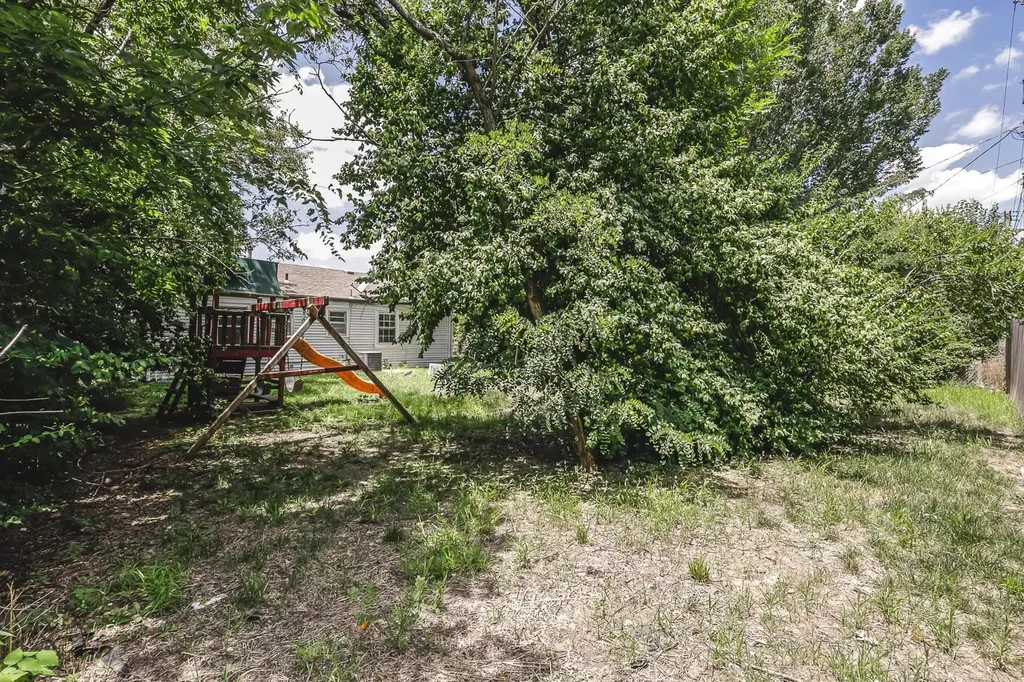 2620 N Poplar Wichita KS 67219