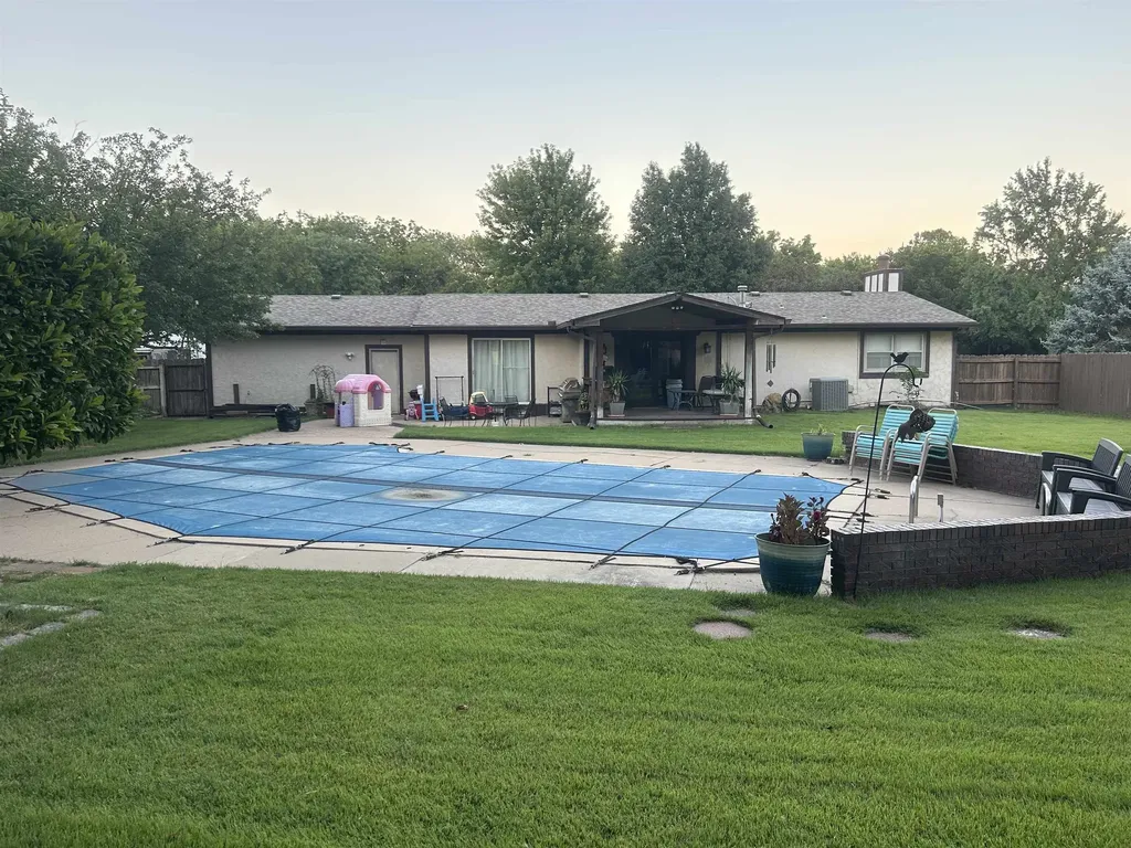 413 N Park Drive Haysville KS 67060