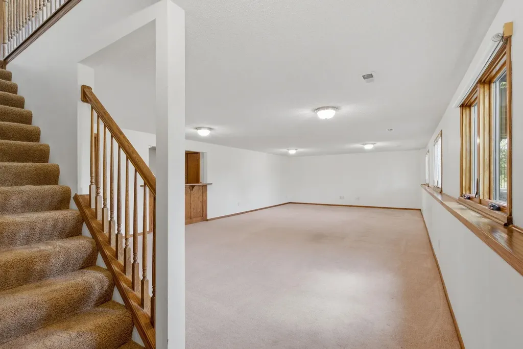 1335 S Threewood Street Wichita KS 67235