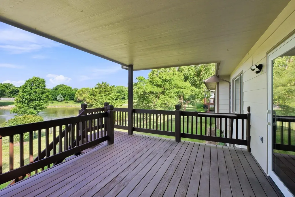 1335 S Threewood Street Wichita KS 67235