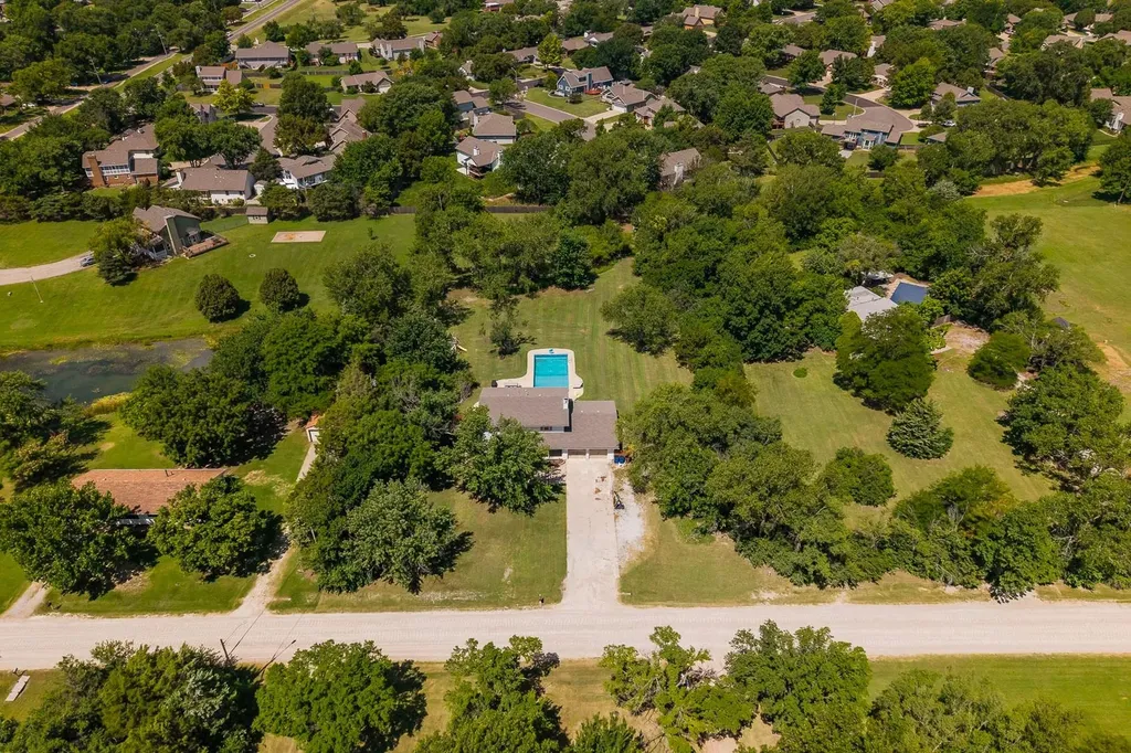 4645 N Hillcrest Street Wichita KS 67220