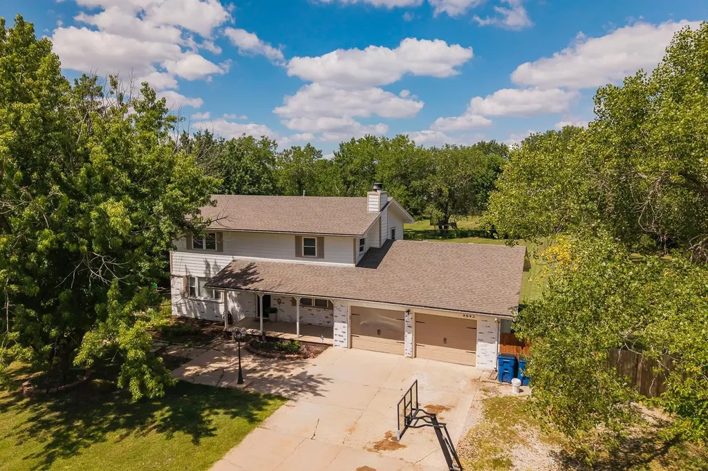 4645 N Hillcrest Street Wichita KS 67220