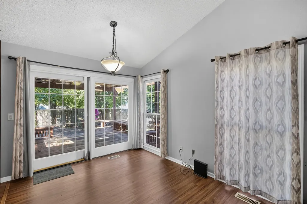 9319 E Skinner Street Wichita KS 67207