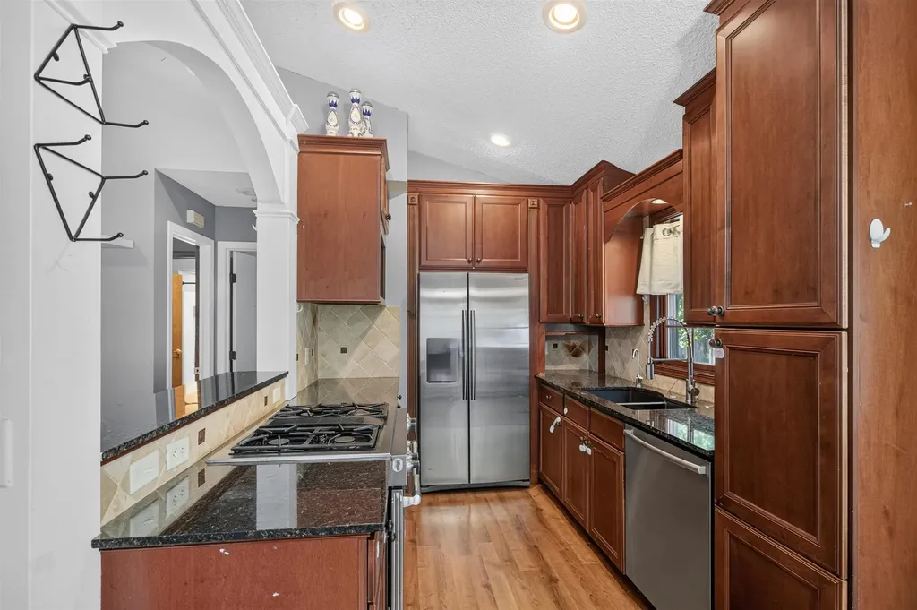 9319 E Skinner Street Wichita KS 67207