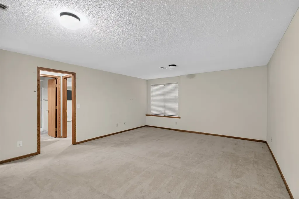 9319 E Skinner Street Wichita KS 67207