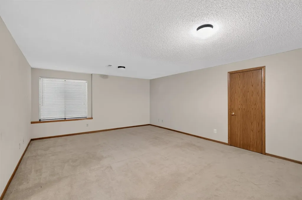 9319 E Skinner Street Wichita KS 67207