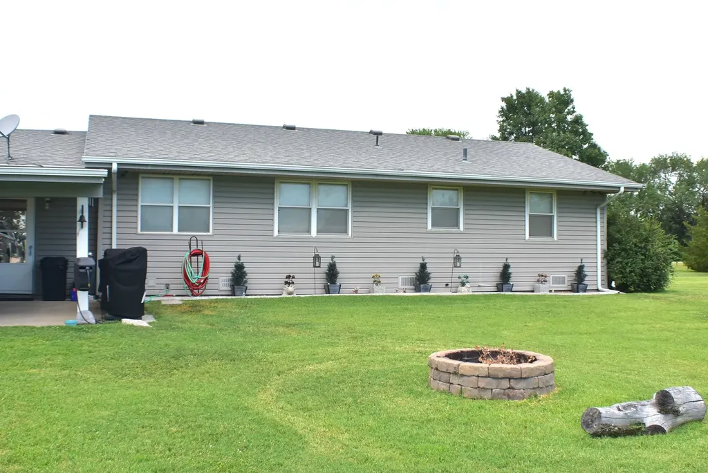 13097 SW 155th Street Rose Hill KS 67133-8169