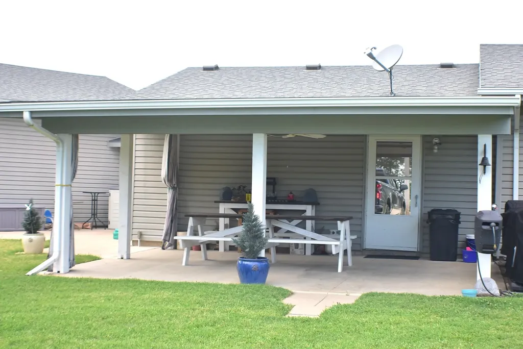 13097 SW 155th Street Rose Hill KS 67133-8169