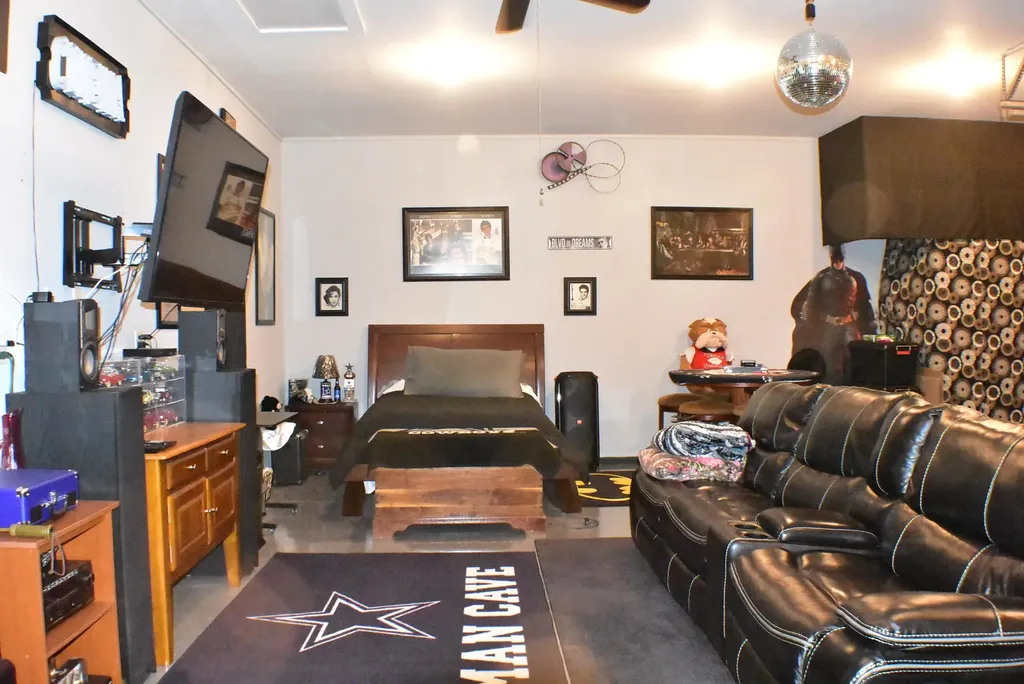 13097 SW 155th Street Rose Hill KS 67133-8169