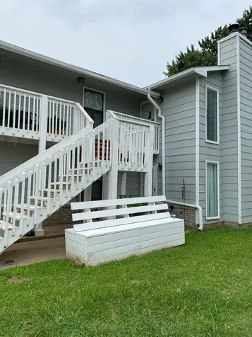 3215 S Illinois Wichita KS 67217