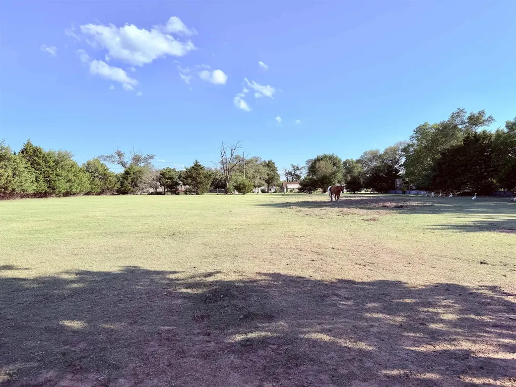4533 SW 100th Street Augusta KS 67010