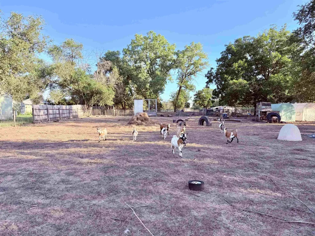 4533 SW 100th Street Augusta KS 67010