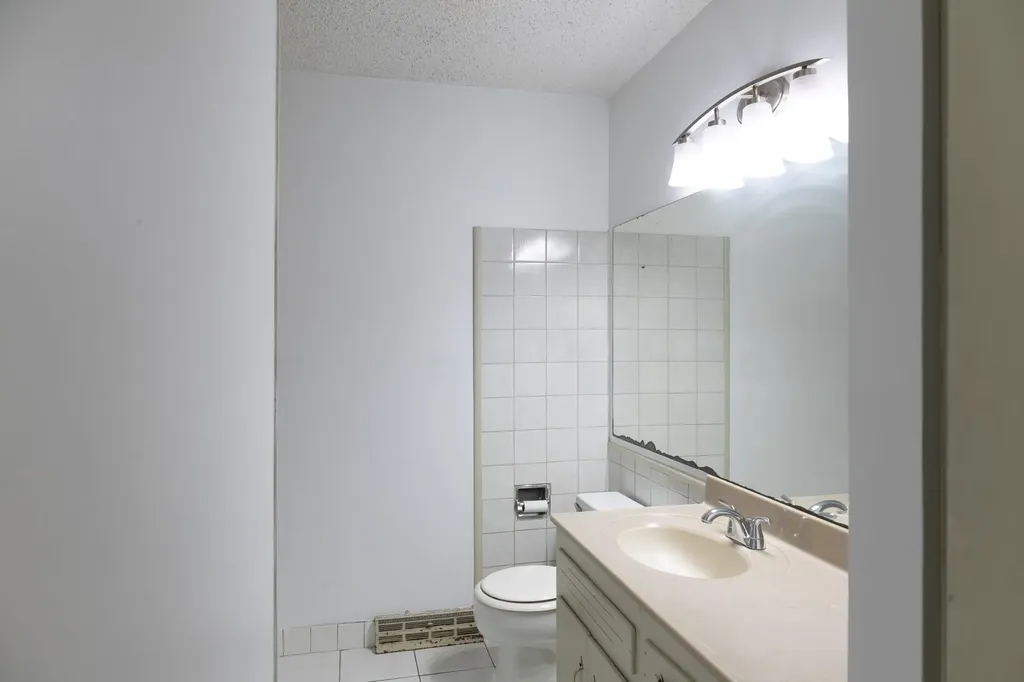 4408 W Memory Lane Wichita KS 67212