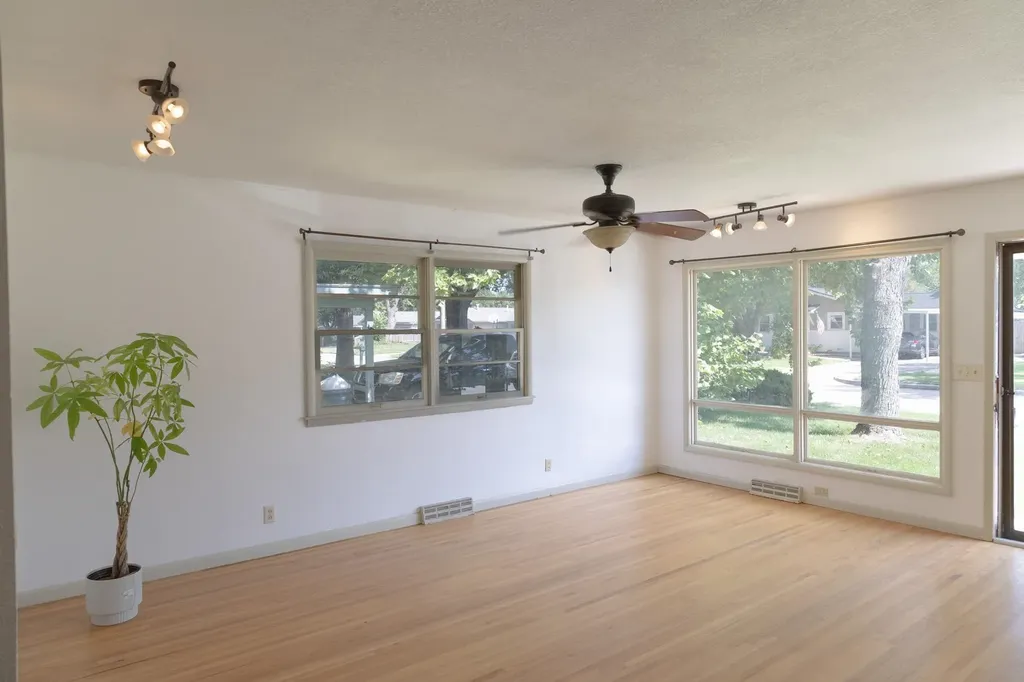 4408 W Memory Lane Wichita KS 67212