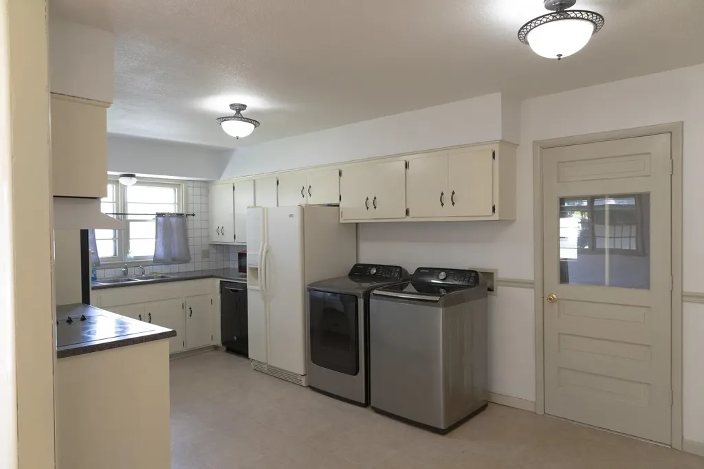 4408 W Memory Lane Wichita KS 67212