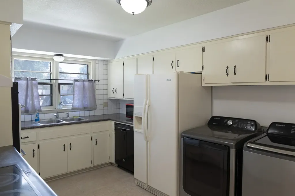 4408 W Memory Lane Wichita KS 67212