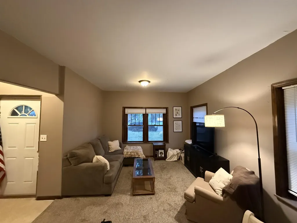 1319 E 12th Avenue Winfield KS 67156