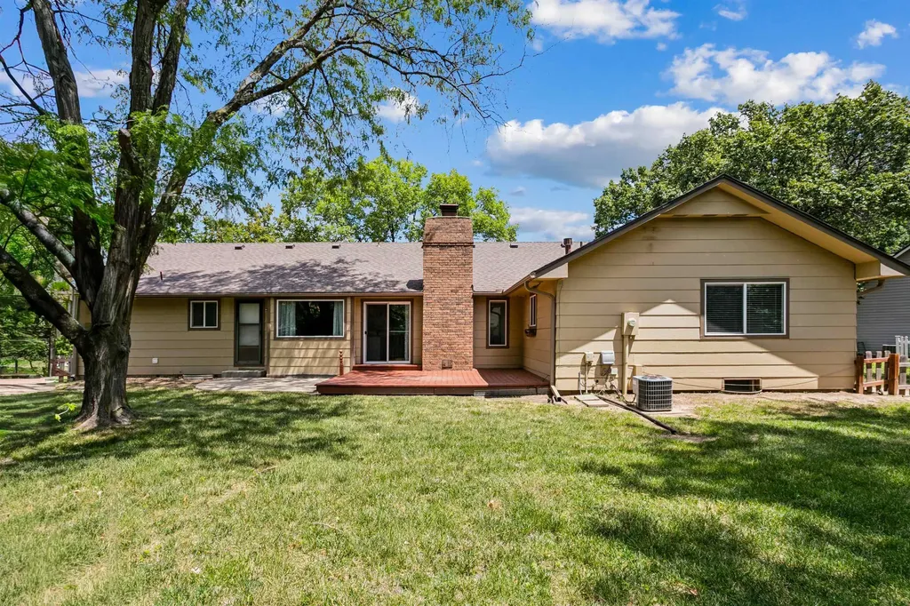 2432 N Rutland Court Wichita KS 67226