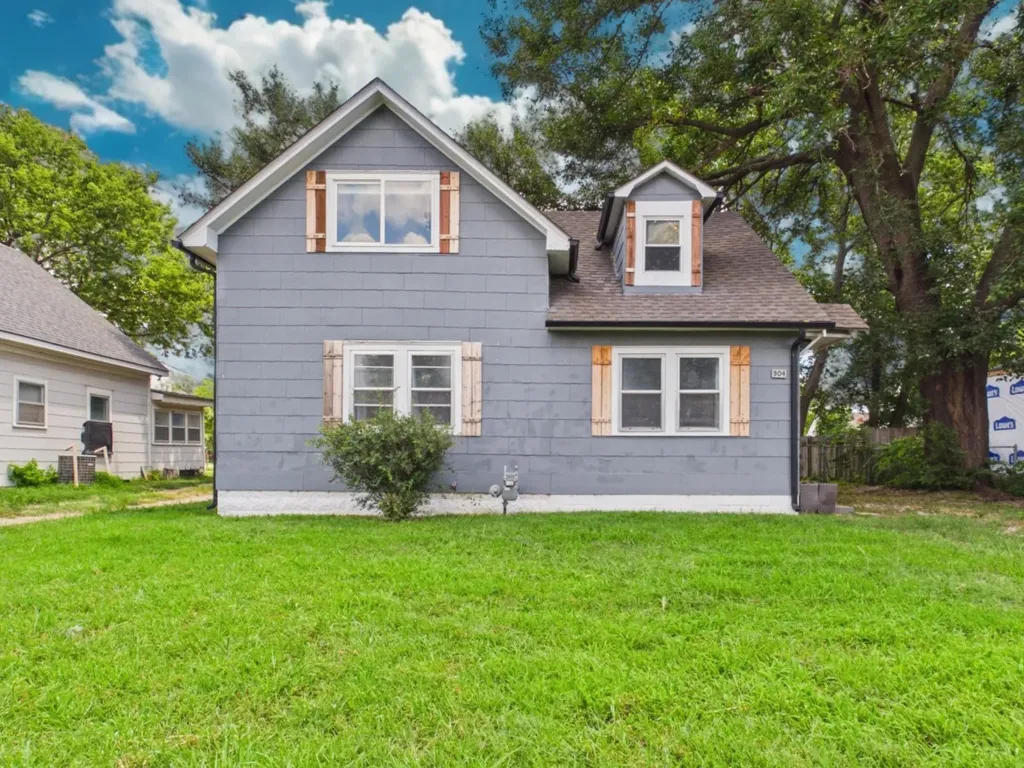 904 S Glenn Avenue Wichita KS 67213