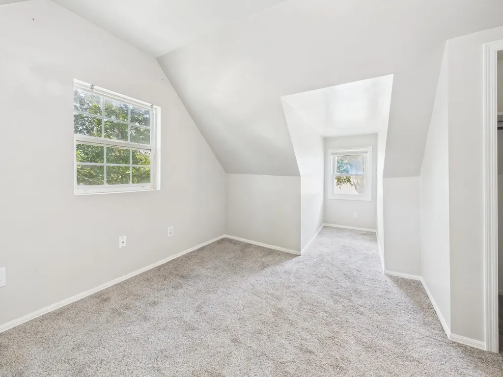 904 S Glenn Avenue Wichita KS 67213