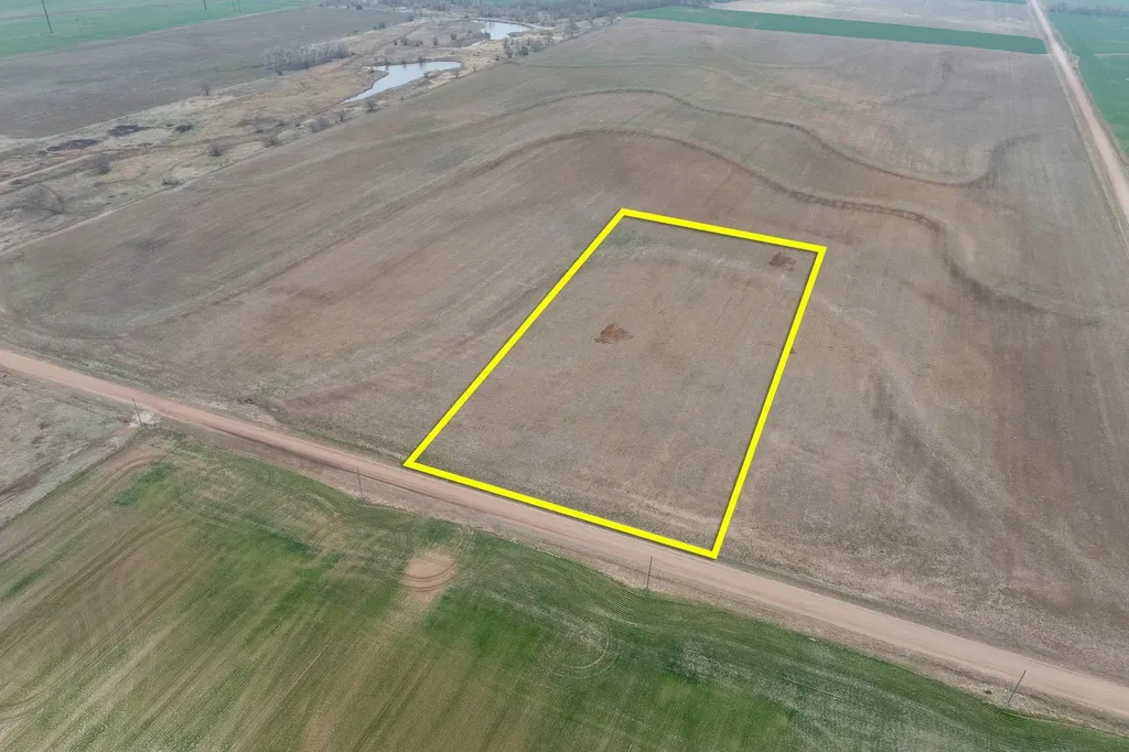 00000 S 295th Street W Garden Plain KS 67050