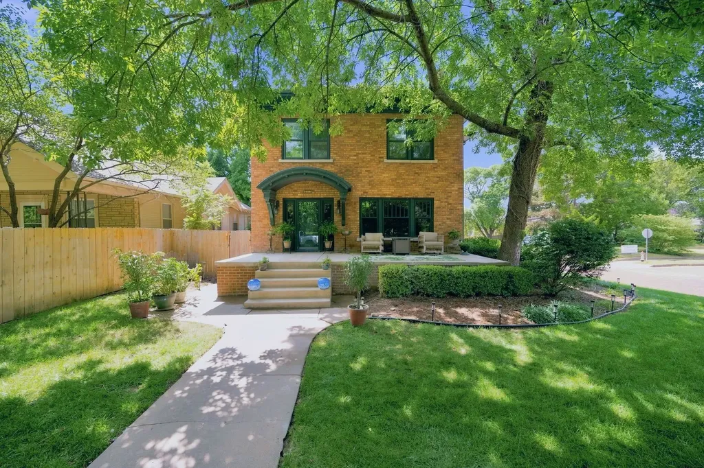 357 N Yale Avenue Wichita KS 67208