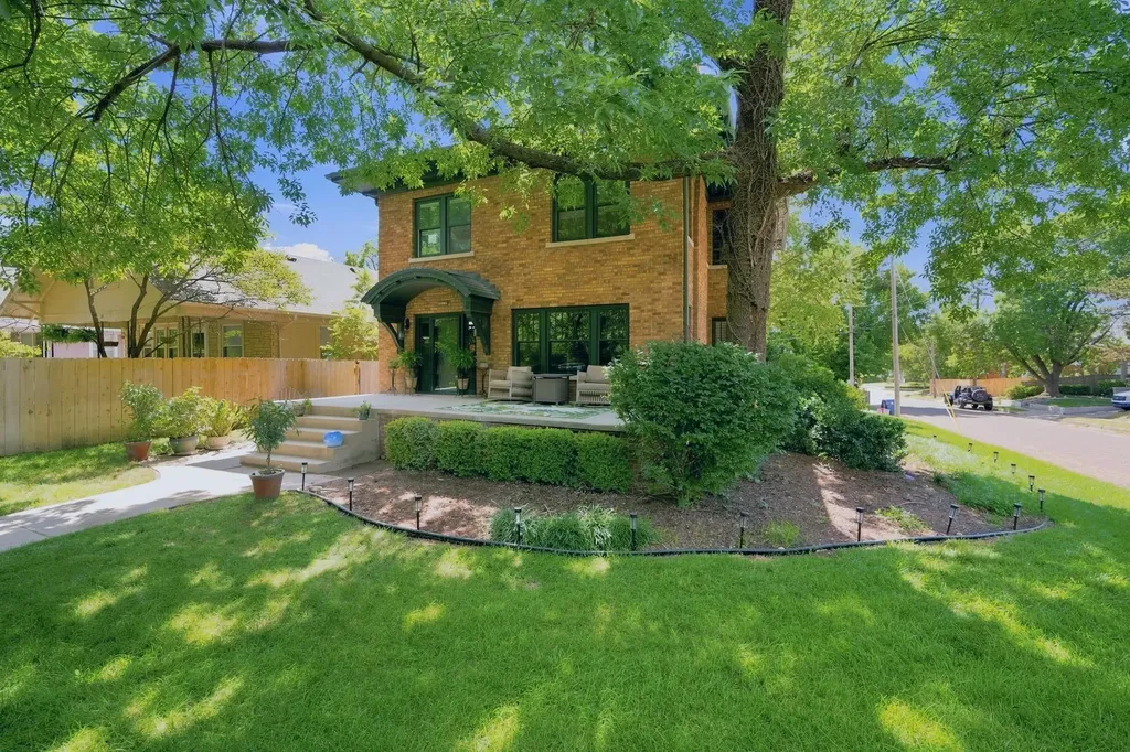 357 N Yale Avenue Wichita KS 67208
