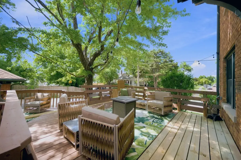 357 N Yale Avenue Wichita KS 67208