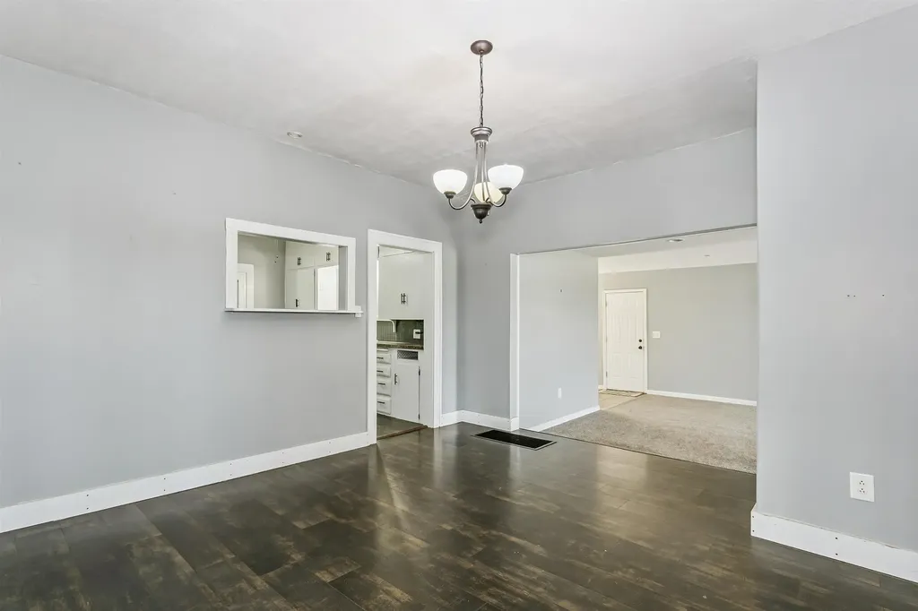 1531 N Prairie Creek Andover KS 67002
