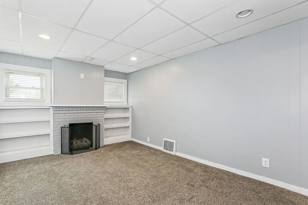 1531 N Prairie Creek Andover KS 67002