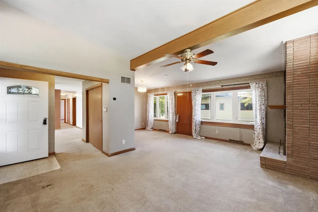 706 S Freeborn Marion KS 66861