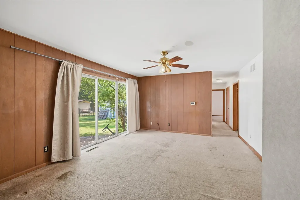 706 S Freeborn Marion KS 66861