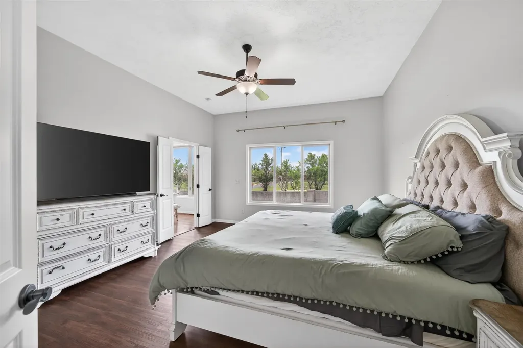 1009 E Rosemont Andover KS 67002