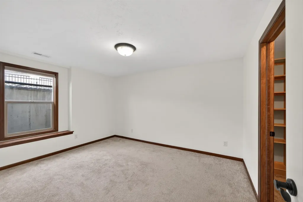 1009 E Rosemont Andover KS 67002